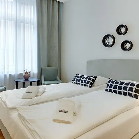 Dom & House - Quattro Premium Appartamento