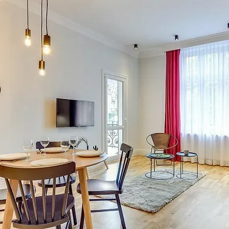 Dom & House - Quattro Premium Appartamento